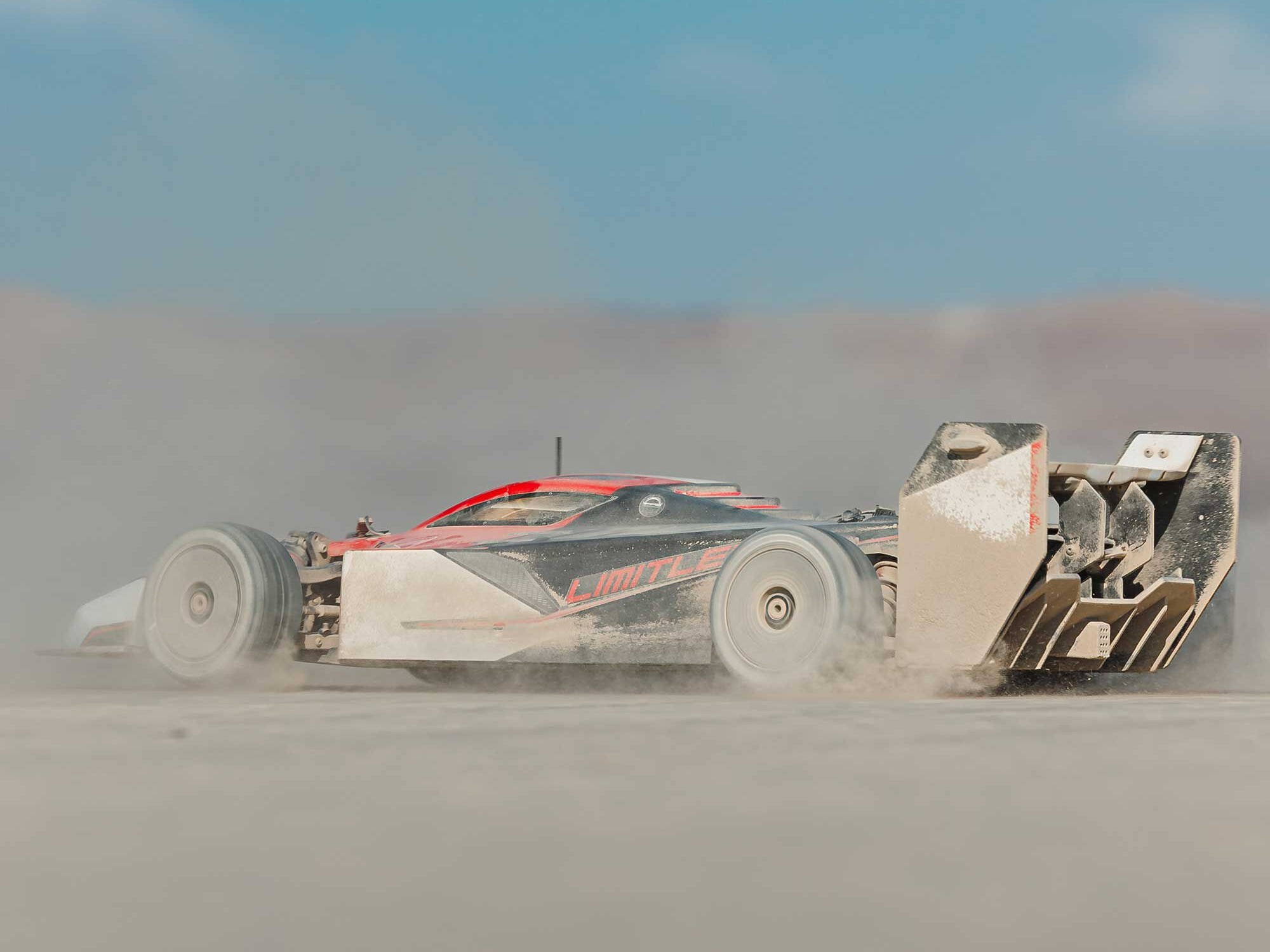 1/7 LIMITLESS 120 8S AVC 4X4 RTR Street Speed, Red/Black-24