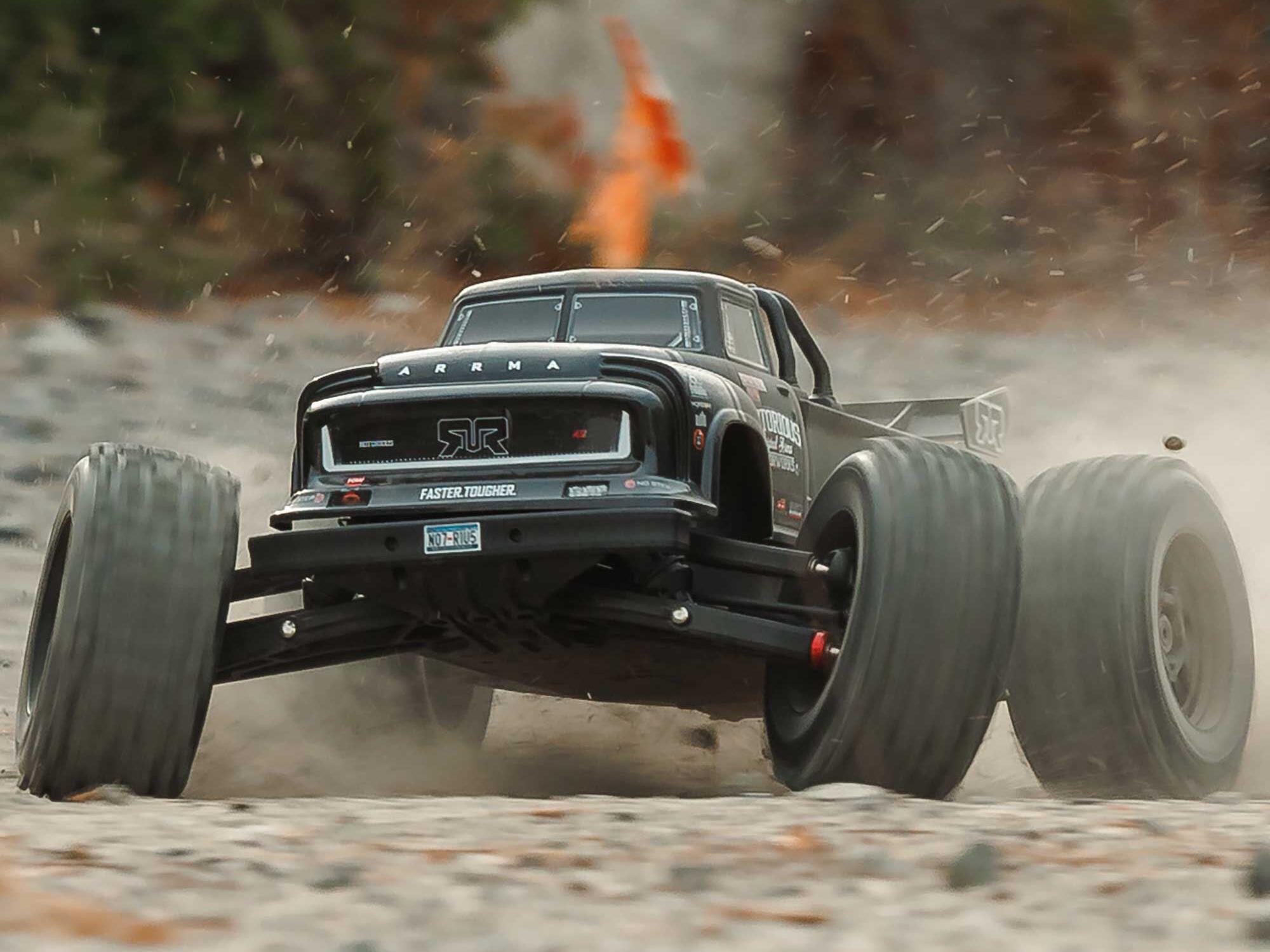 Arrma 1/8 Notorious 6S V6 4X4 BLX Stunt Truck RTR - Black-28