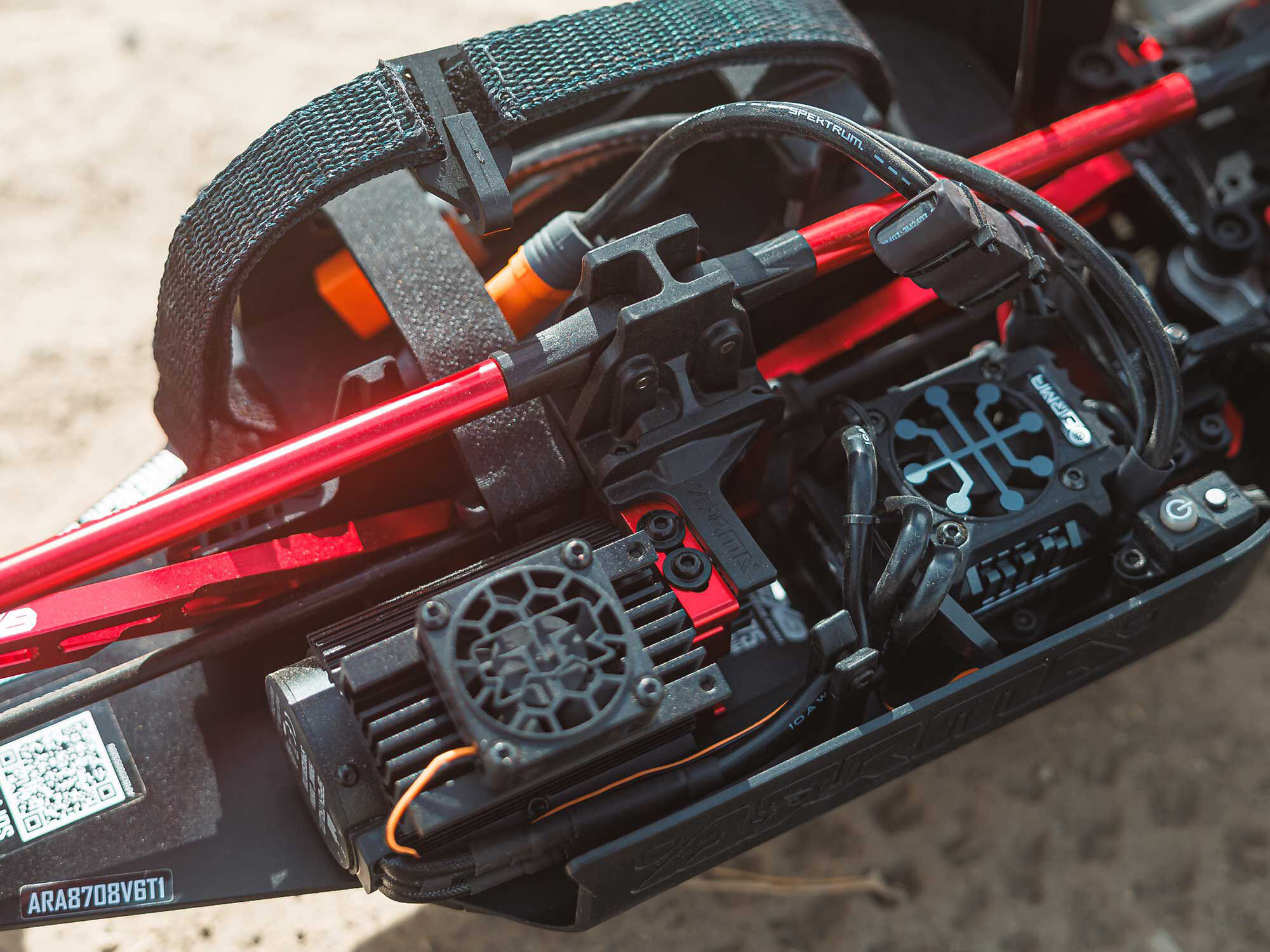 1/8 KRATON 6S EXB 4X4 RTR Speed Monster Truck Black-19