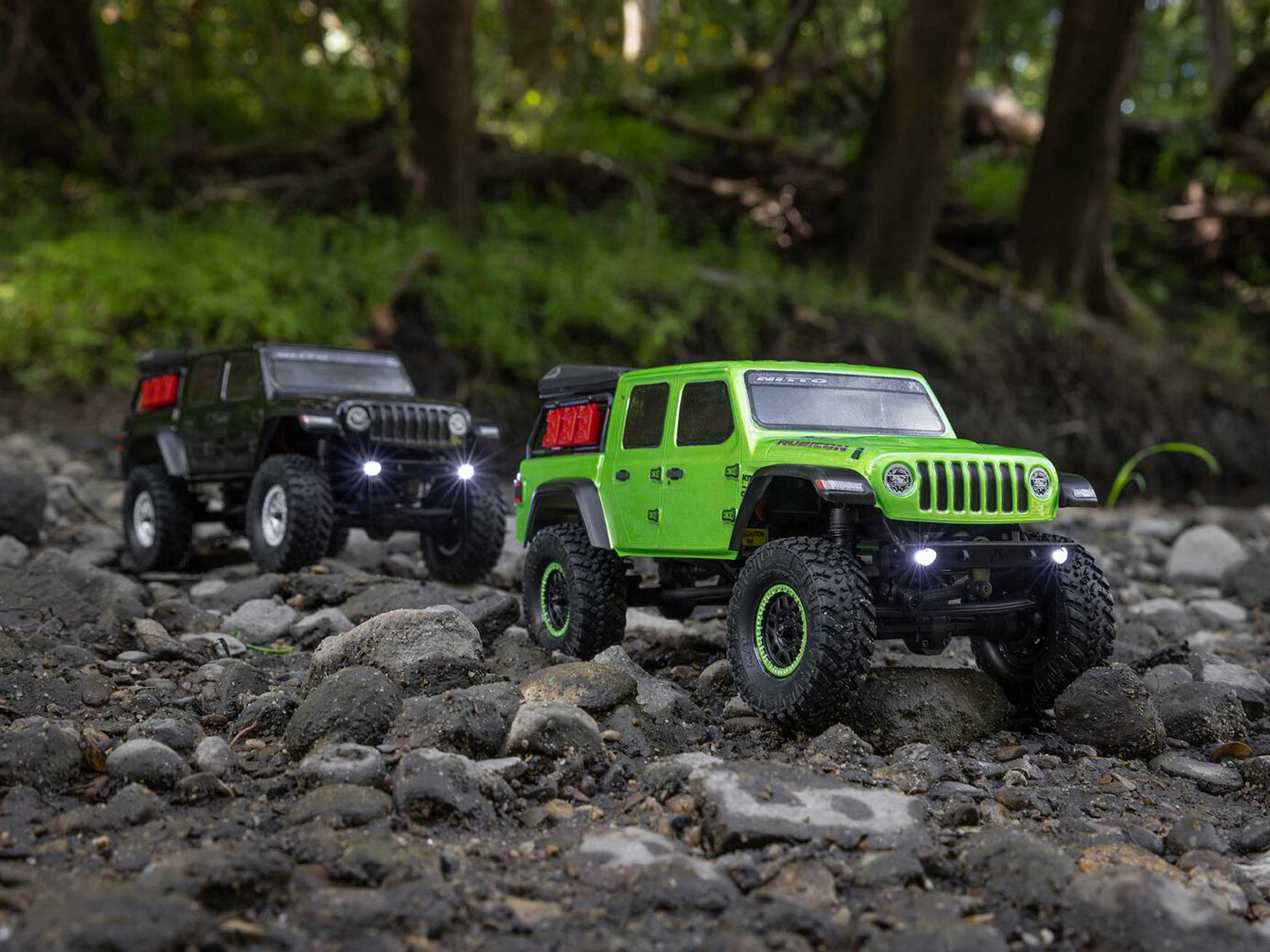 Axial SCX24 Jeep JT Gladiator 4WD Rock Crawler RTR Green-34