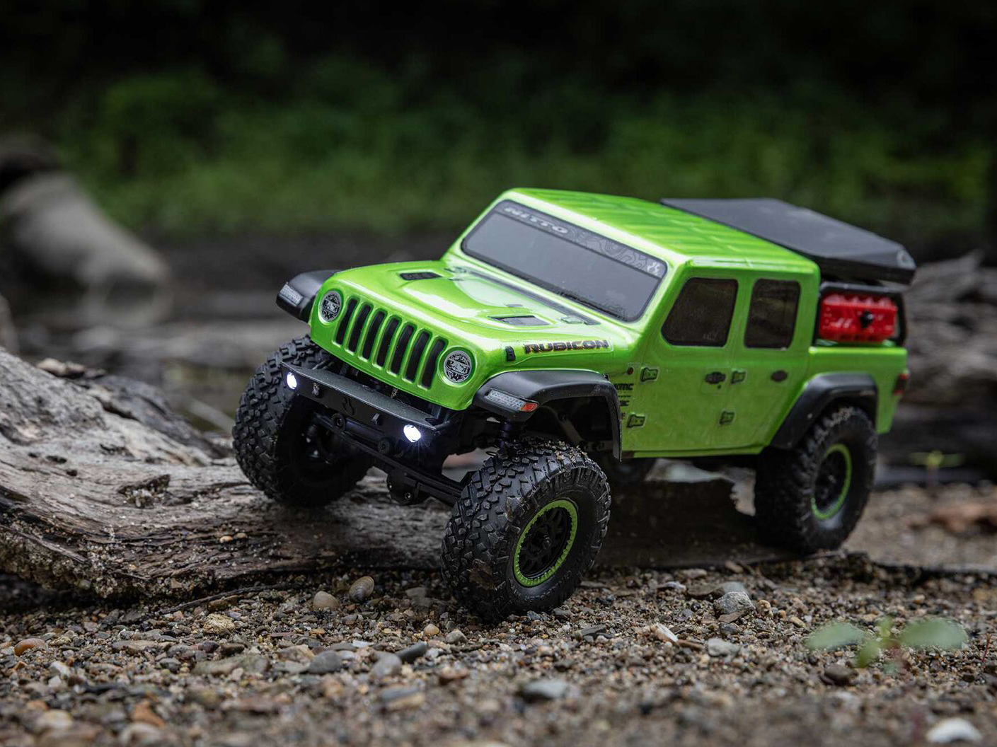 Axial SCX24 Jeep JT Gladiator 4WD Rock Crawler RTR Green-37