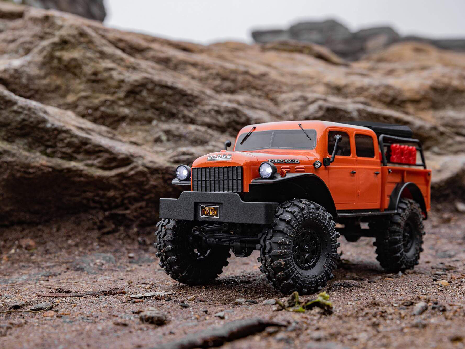Axial 1/24 SCX24 Dodge Power Wagon 4WD Rock Crawler Brushed RTR - Orange-29
