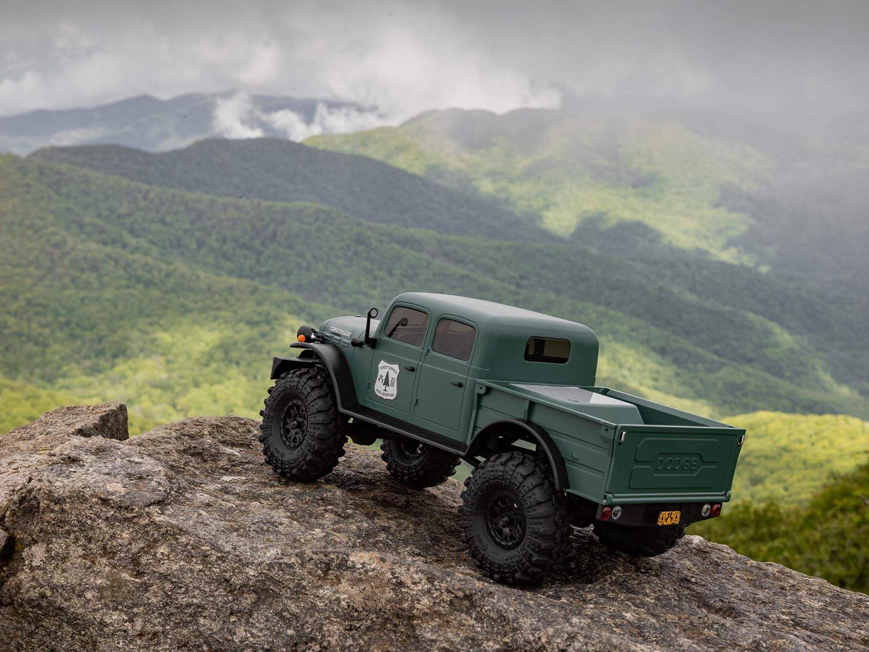 Axial 1/24 SCX24 Dodge Power Wagon 4WD Rock Crawler Brushed RTR - Green-30