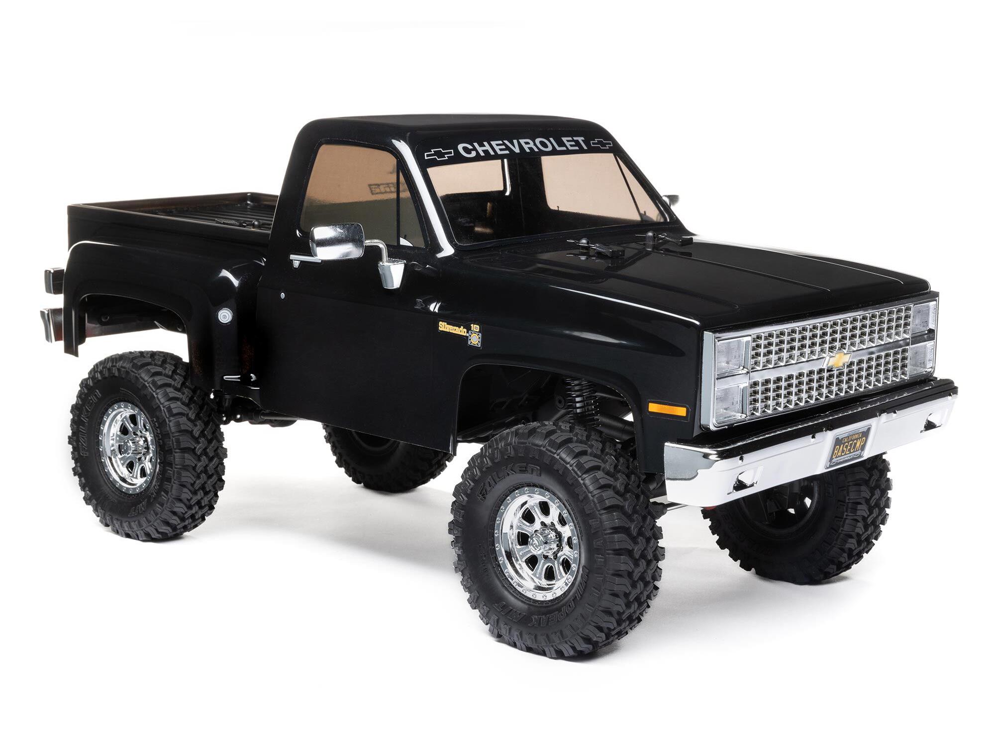 Axial 1/10 SCX10 III Base Camp 1982 Chevy K10 4X4 RTR - Black-9