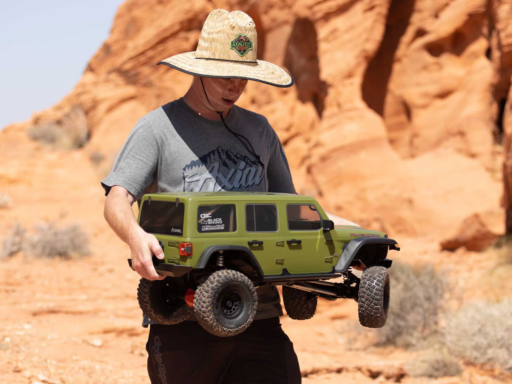 1/6 SCX6 Jeep JLU Wrangler 4WD Rock Crawler RTR Green-24