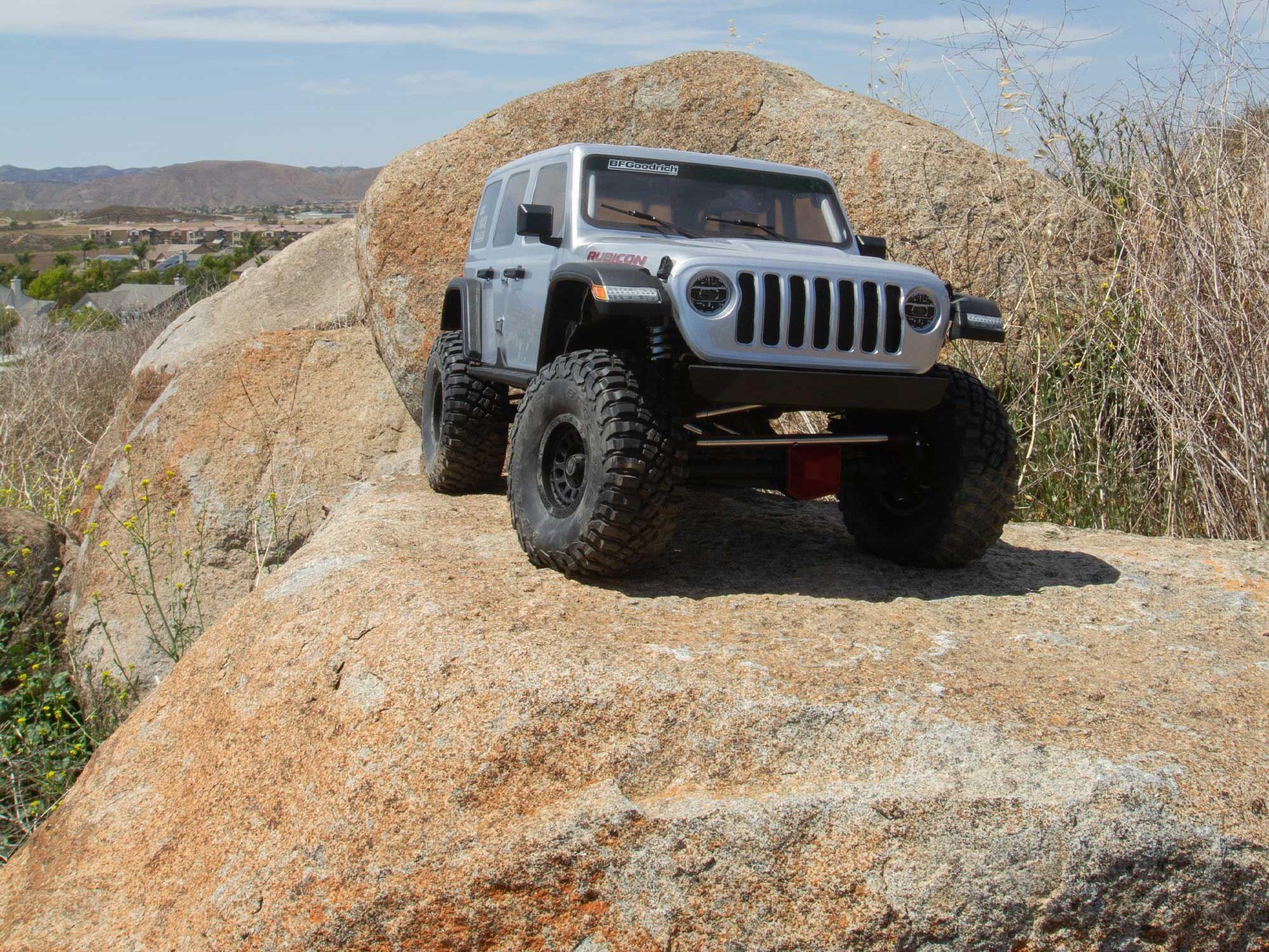 Axial 1/6 SCX6 Jeep JLU Wrangler 4WD Rock Crawler RTR Silver-36