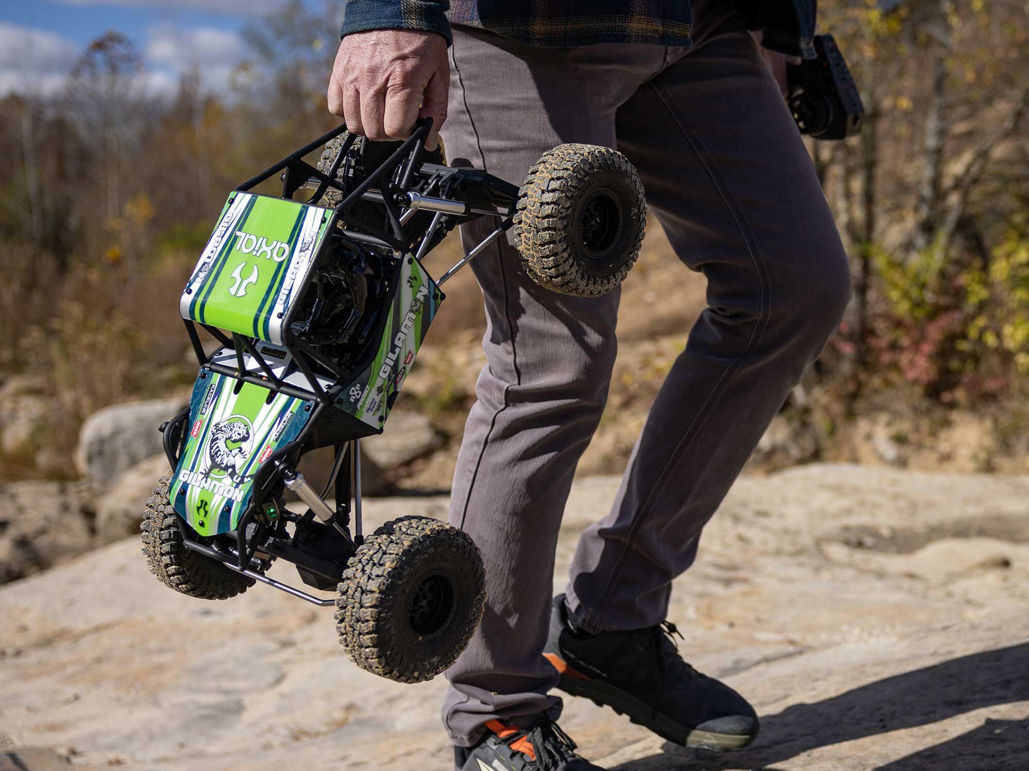 1/8 AXP8 Gilamon 2.2 4X4 RTR Trail Buggy - Green-42