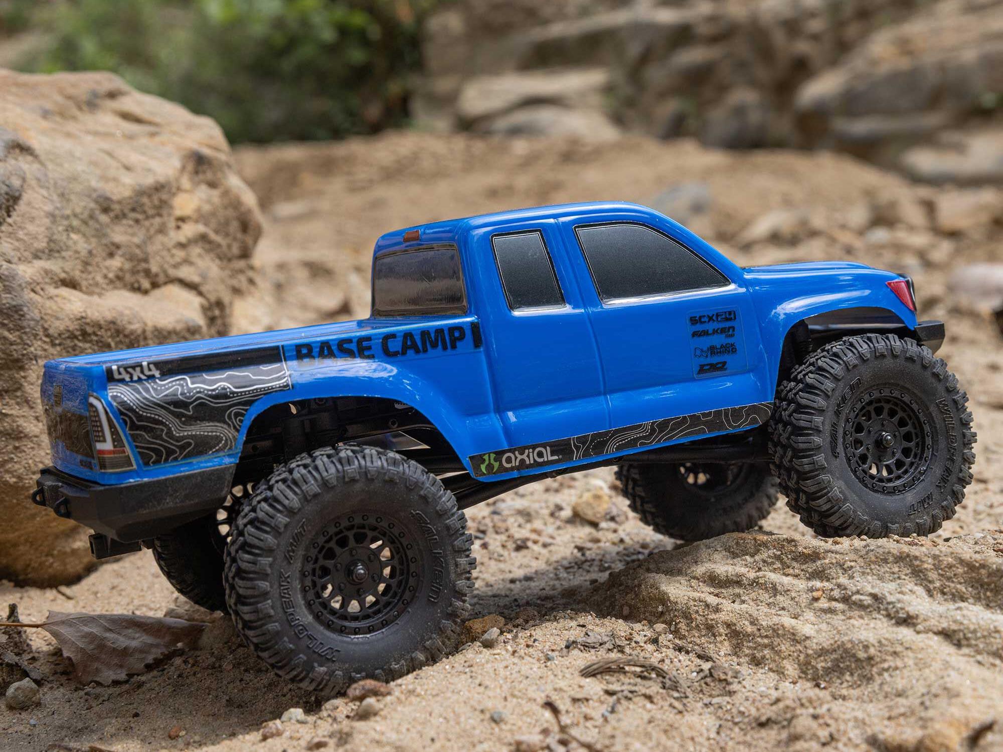 Axial SCX24 Base Camp 4WD Rock Crawler RTR Blue-33