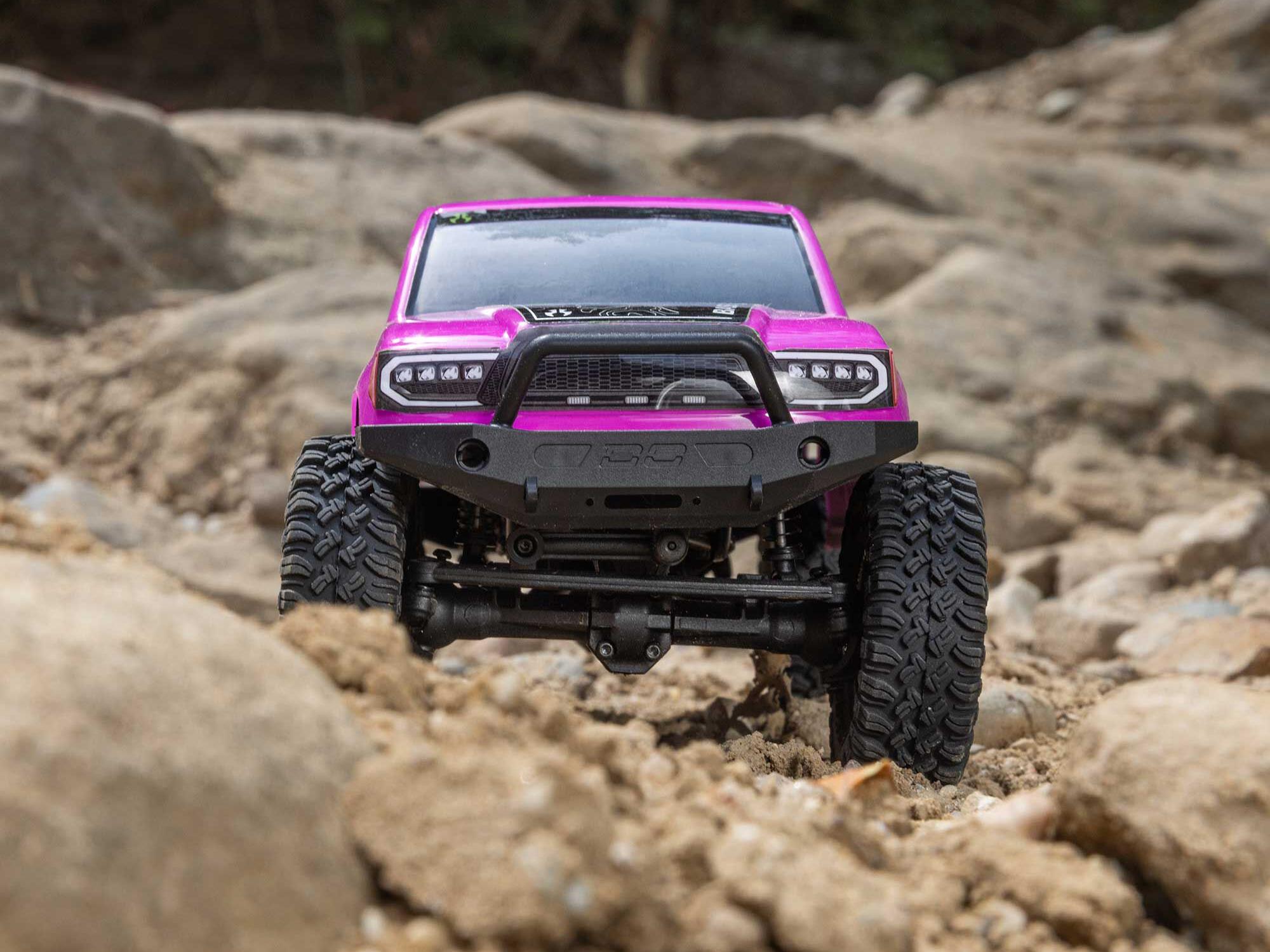 Axial SCX24 Base Camp 4WD Rock Crawler RTR Pink-28