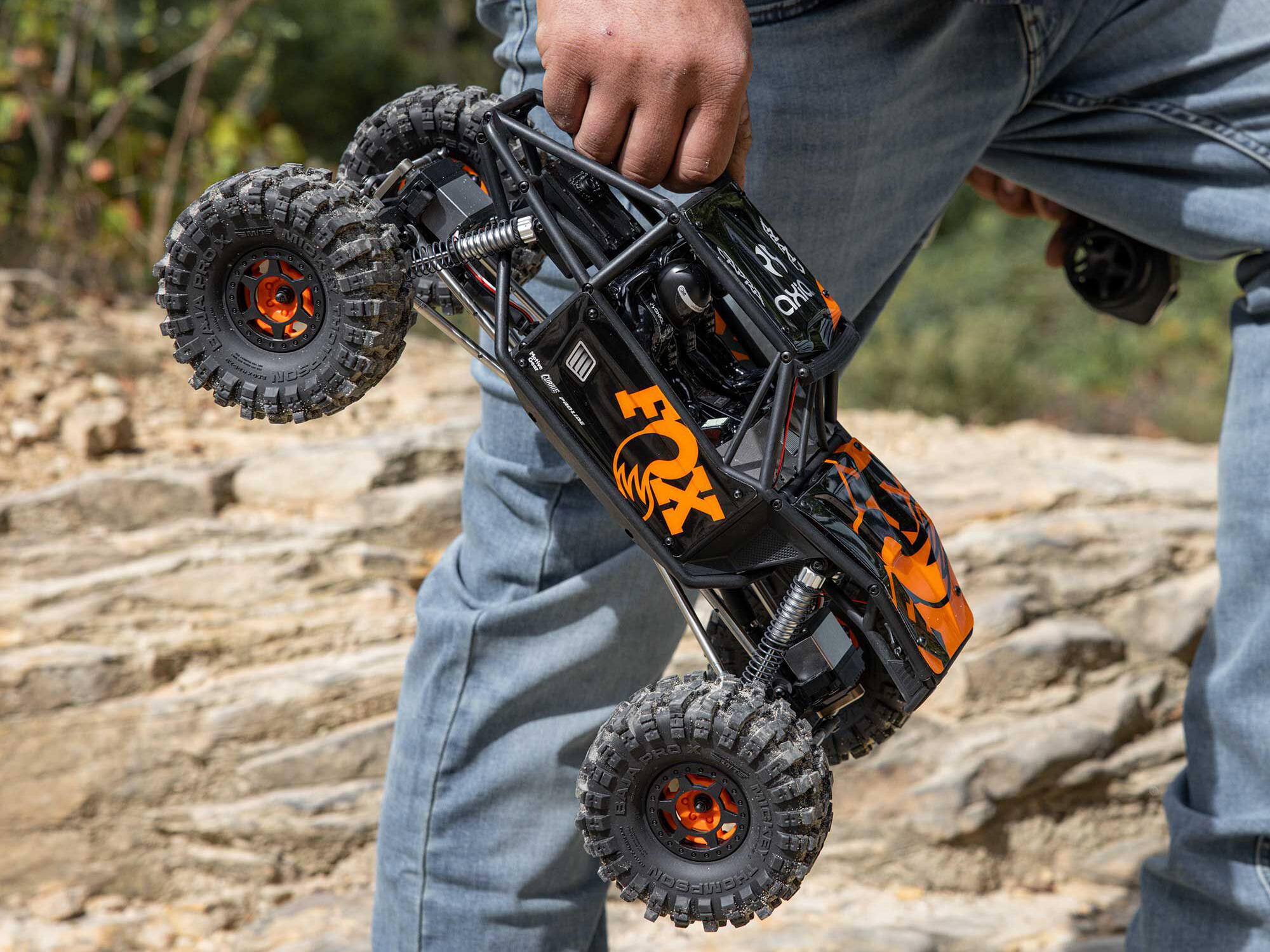 Axial 1/10 UTB10 Capra 1.9 4WS 4X4 RTR - Orange-29
