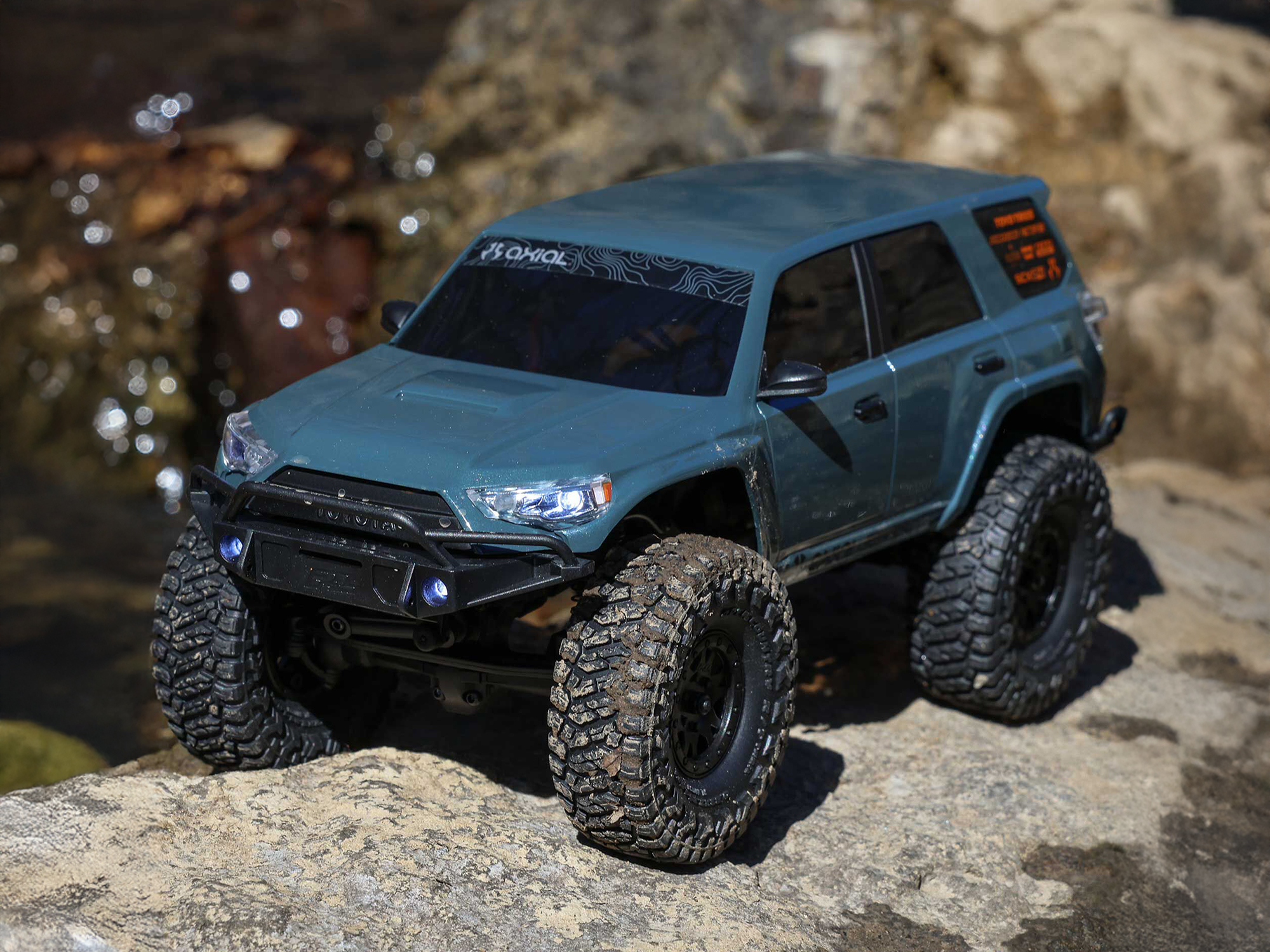 Axial 1/24 SCX24 Toyota 4Runner 4x4 RTR Brushed Rock Crawler - Grey-21
