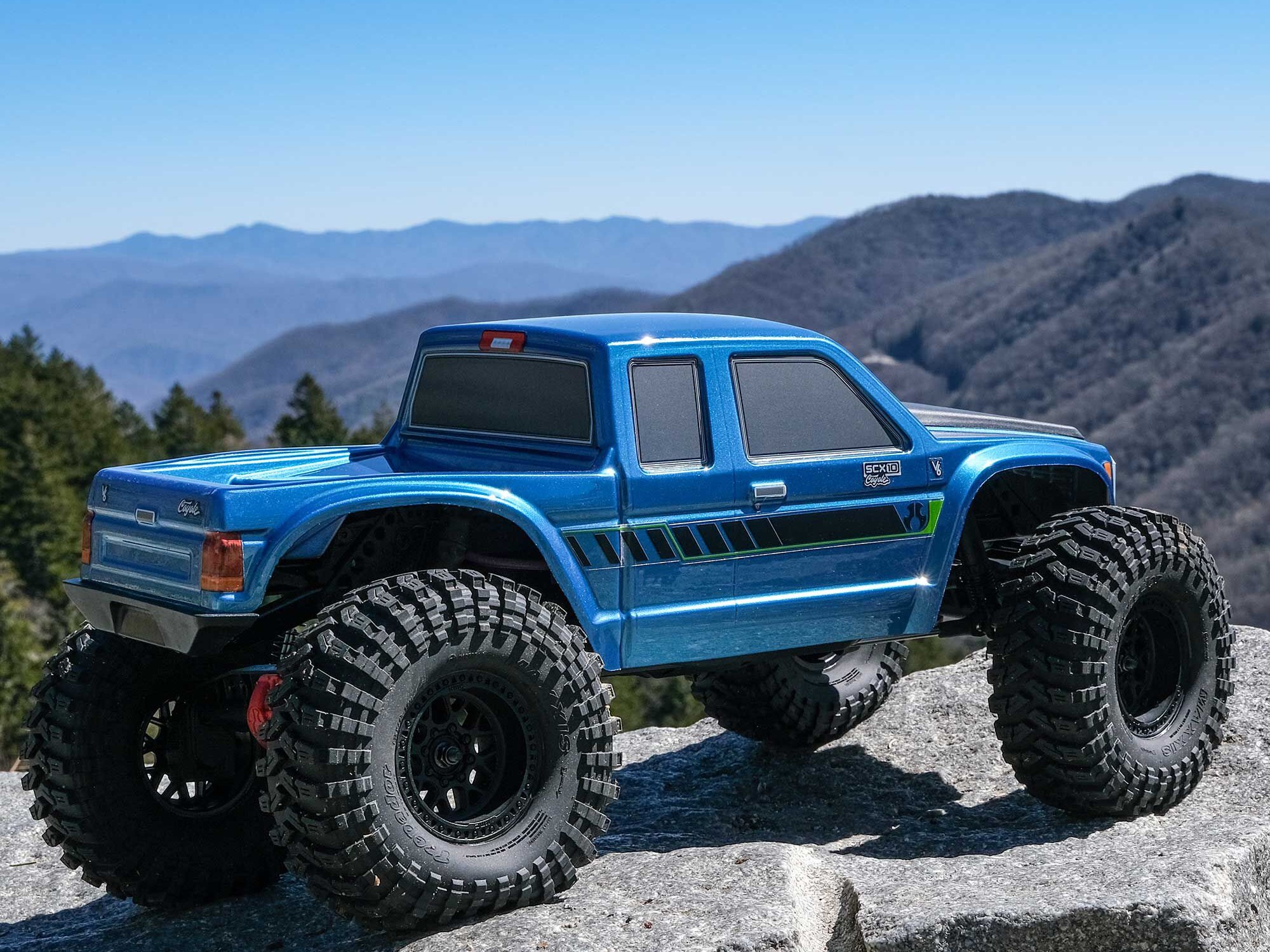 1/10 SCX10 III Coyote 4X4 RTR Brushed Rock Crawler, Blue-22