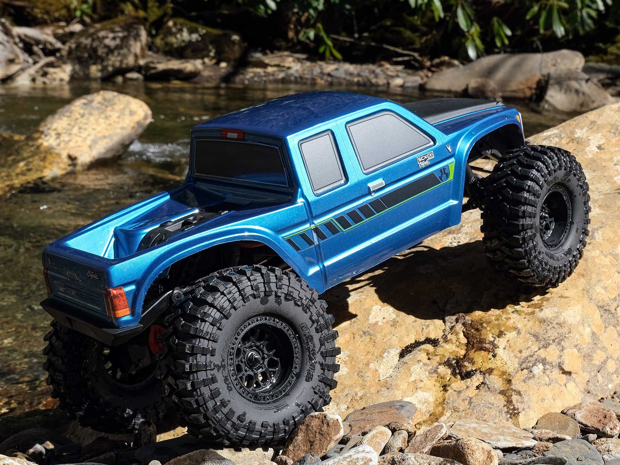 1/10 SCX10 III Coyote 4X4 RTR Brushed Rock Crawler, Blue-23