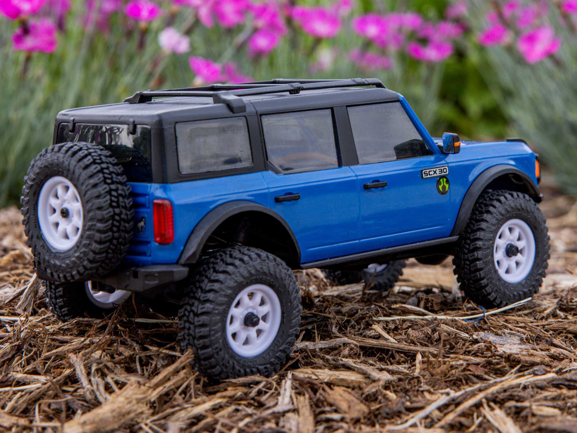1/30 SCX30 Ford Bronco 4X4 RTR Rock Crawler Blue-25