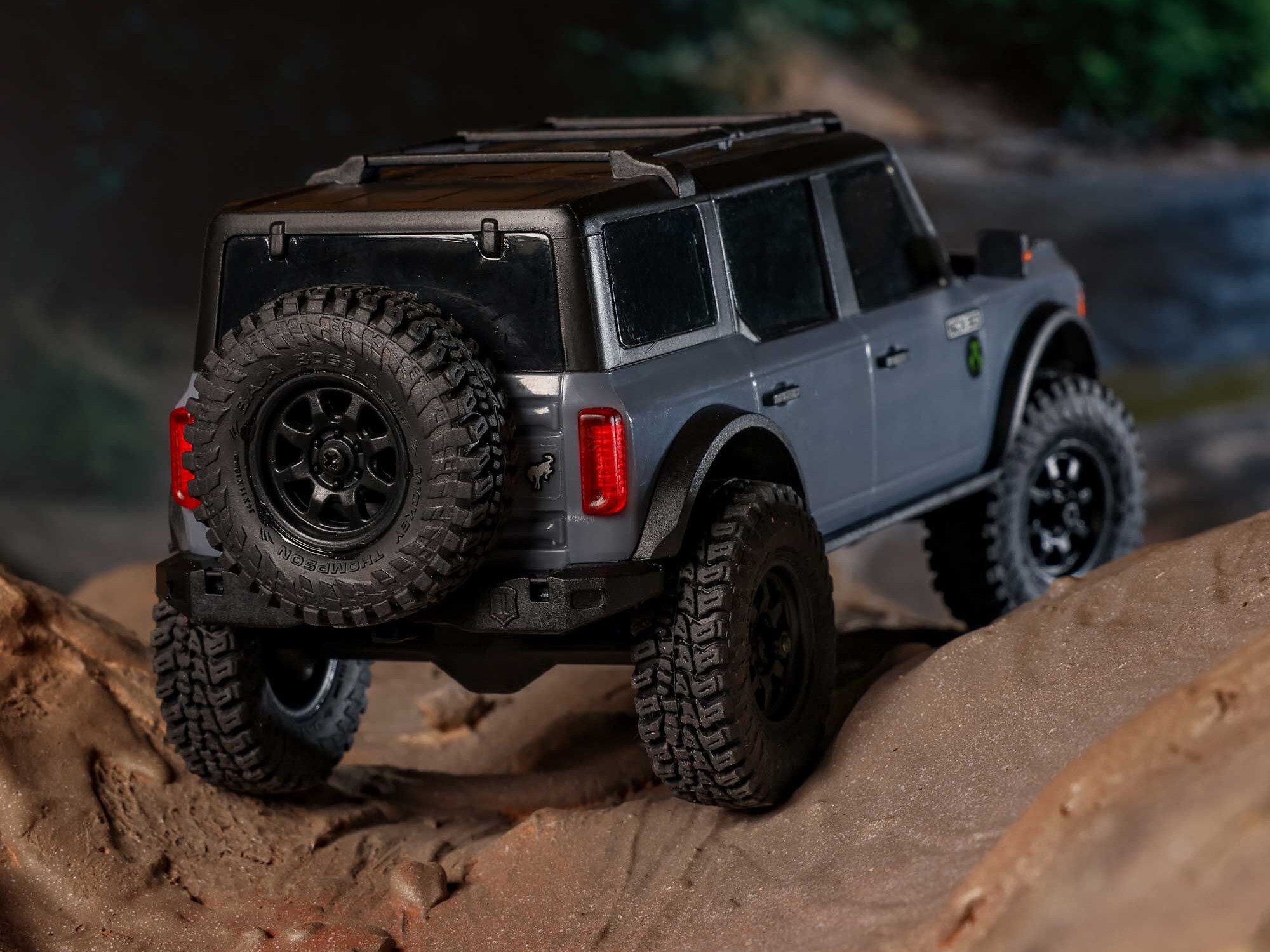 1/30 SCX30 Ford Bronco 4X4 RTR Rock Crawler Grey-23