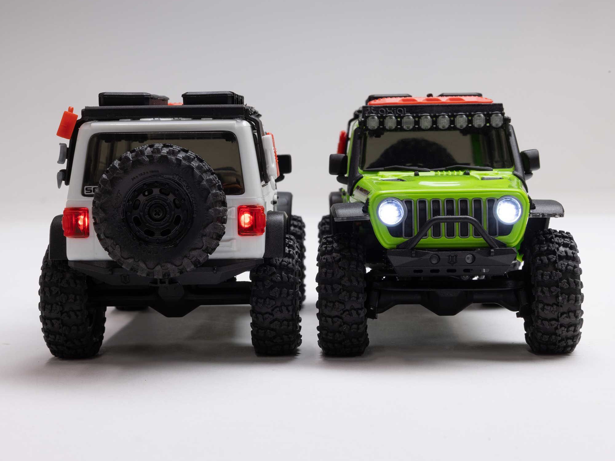 1/30 SCX30 Jeep Wrangler JLU 4X4 RTR Rock Crawler Green-16