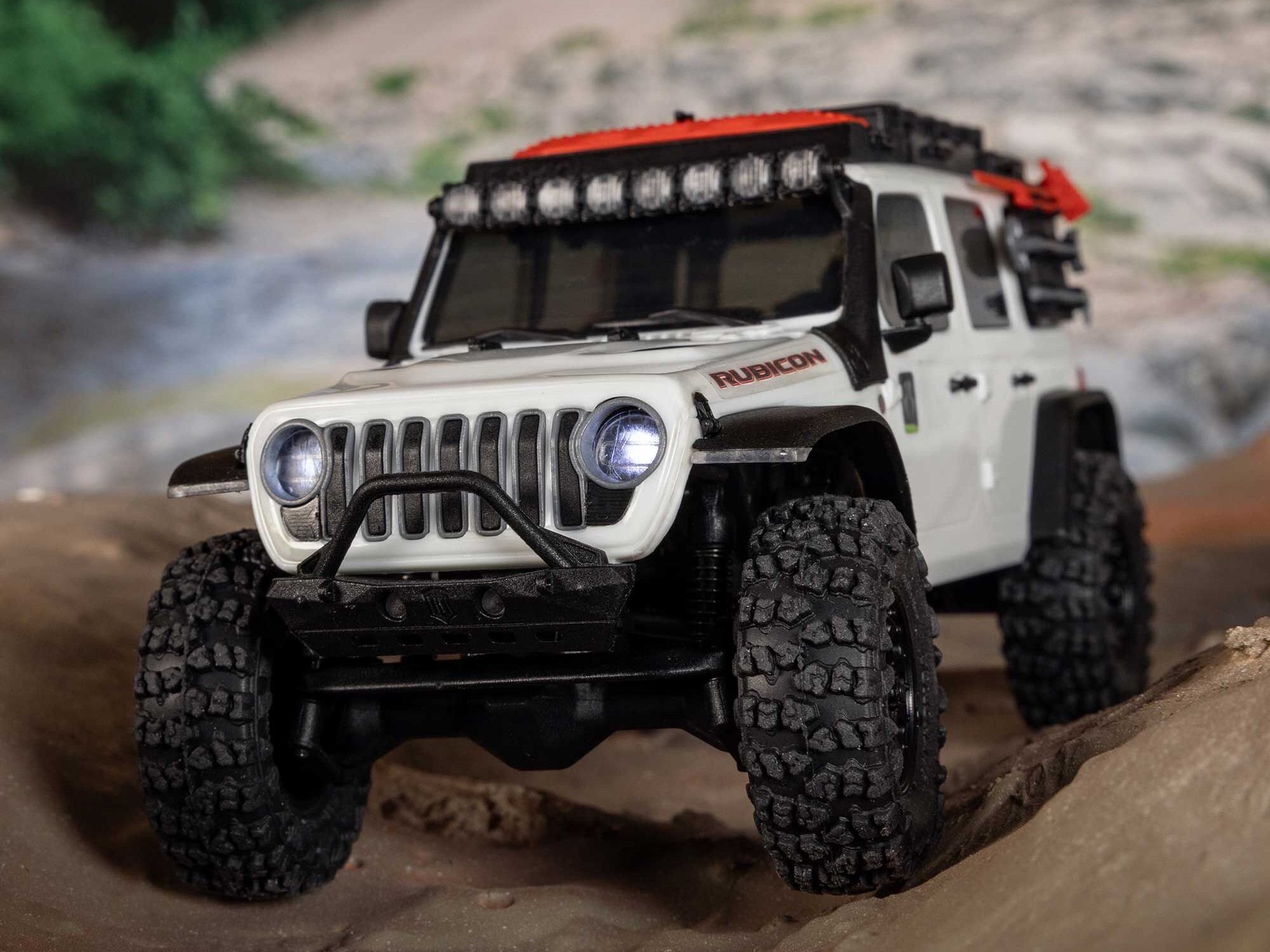 1/30 SCX30 Jeep Wrangler JLU 4X4 RTRRock Crawler White-24