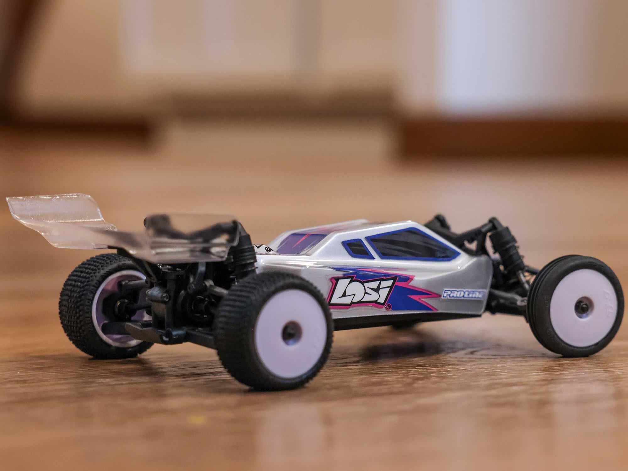 Losi Micro-B 2WD Buggy RTR Silver 1:24-31