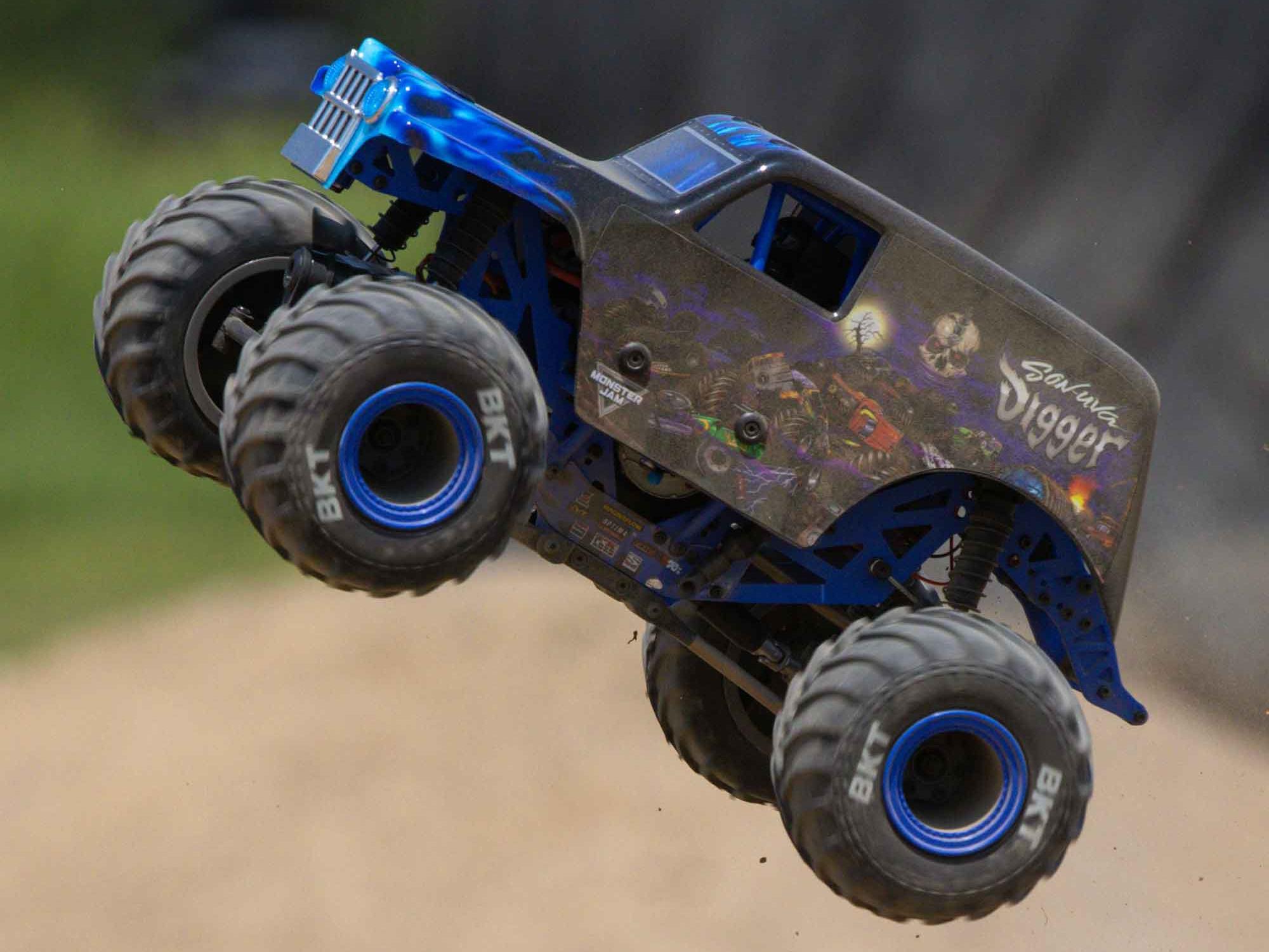 Losi 1/18 Mini LMT 4WD Brushed Monster Truck RTR Son-uva Digger-31