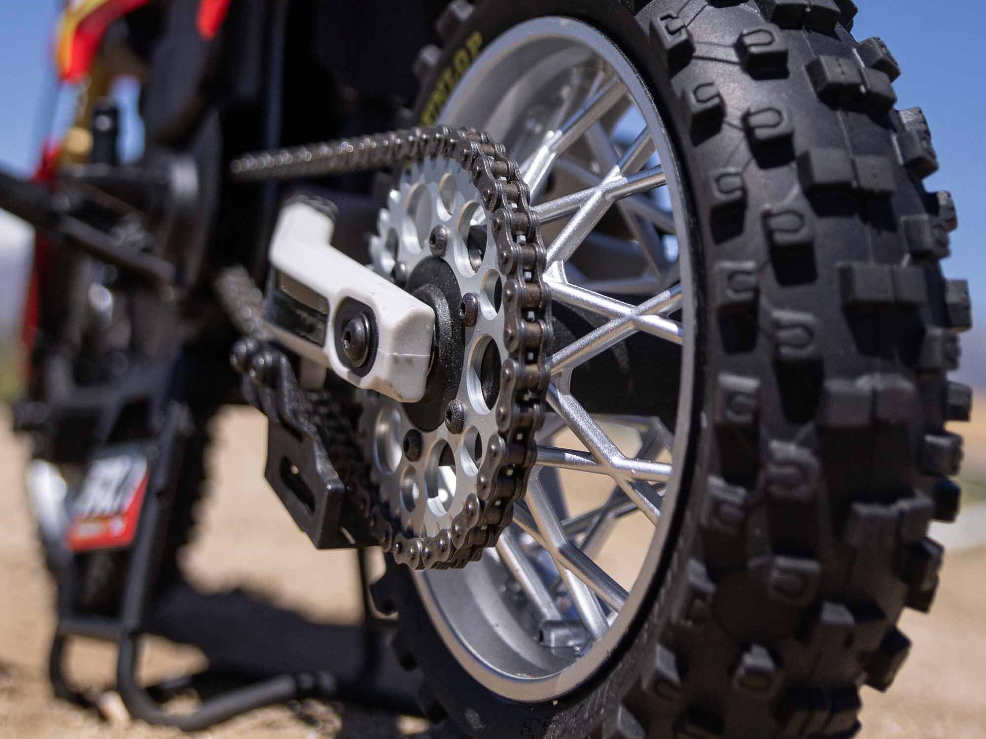 1/4 Promoto-MX Motorcycle RTR FXR Red-17