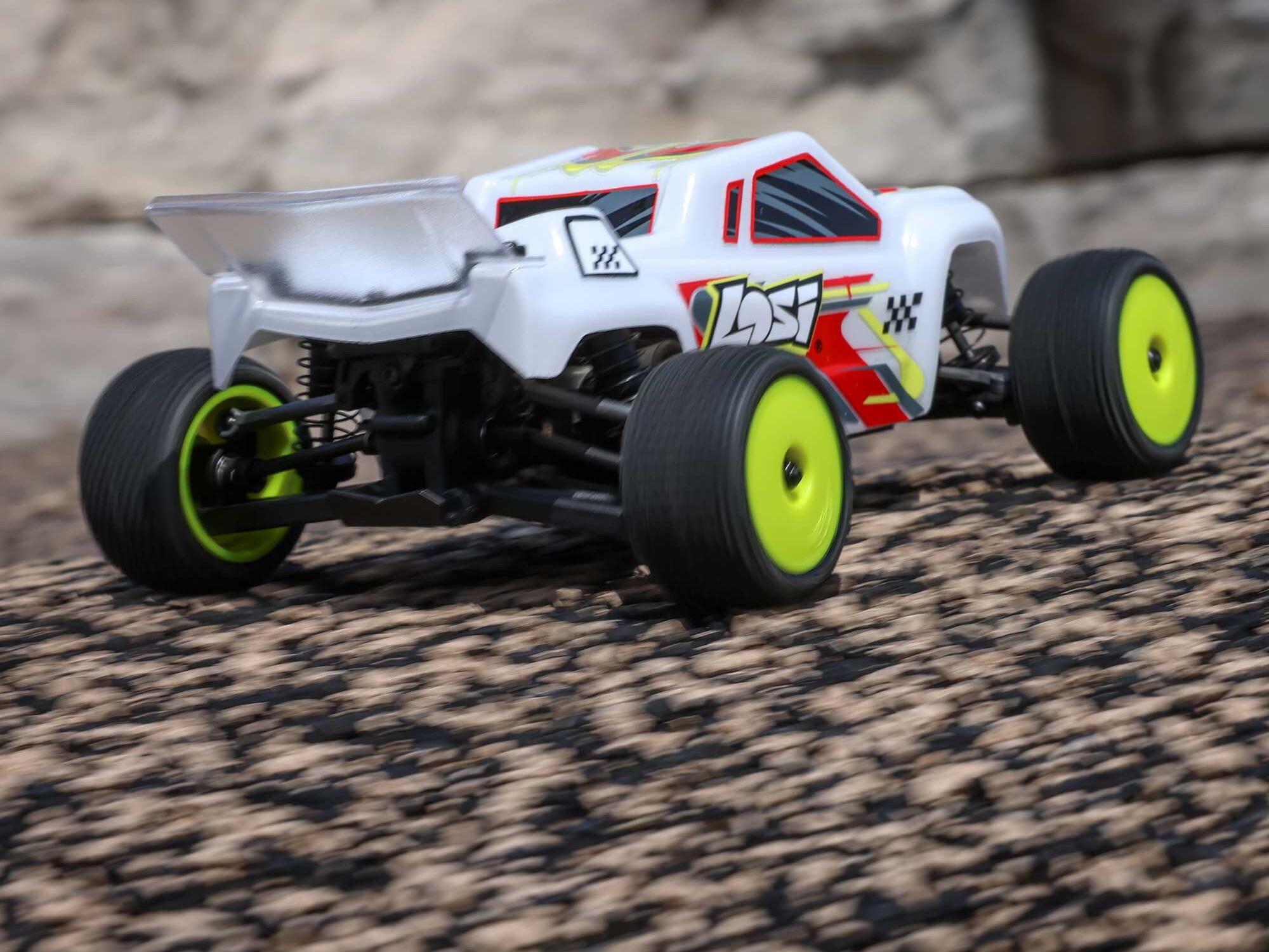 Losi 1/28 Micro-T 2WD Stadium Truck RTR White-21