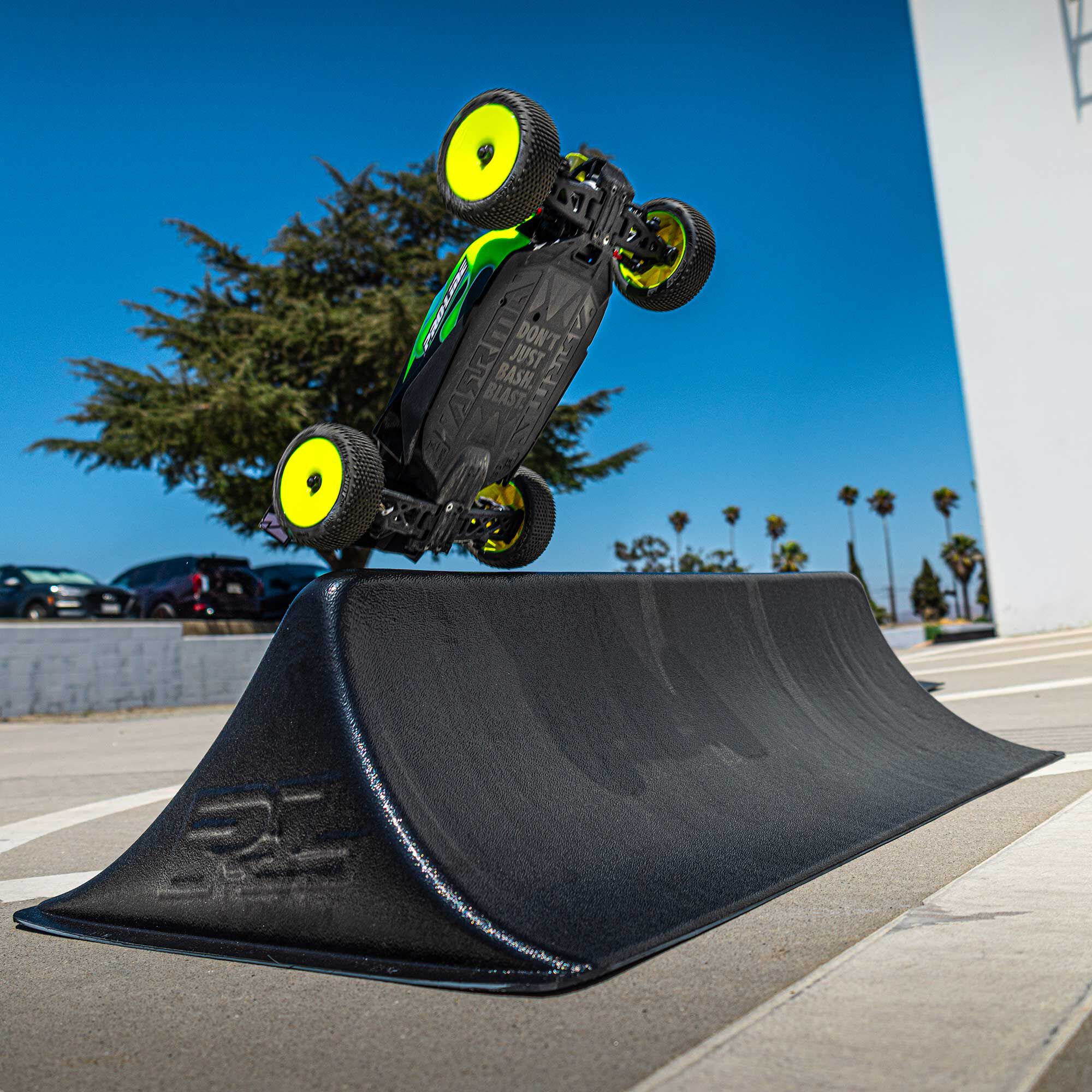 Big Air Triple RC Ramp Set-6