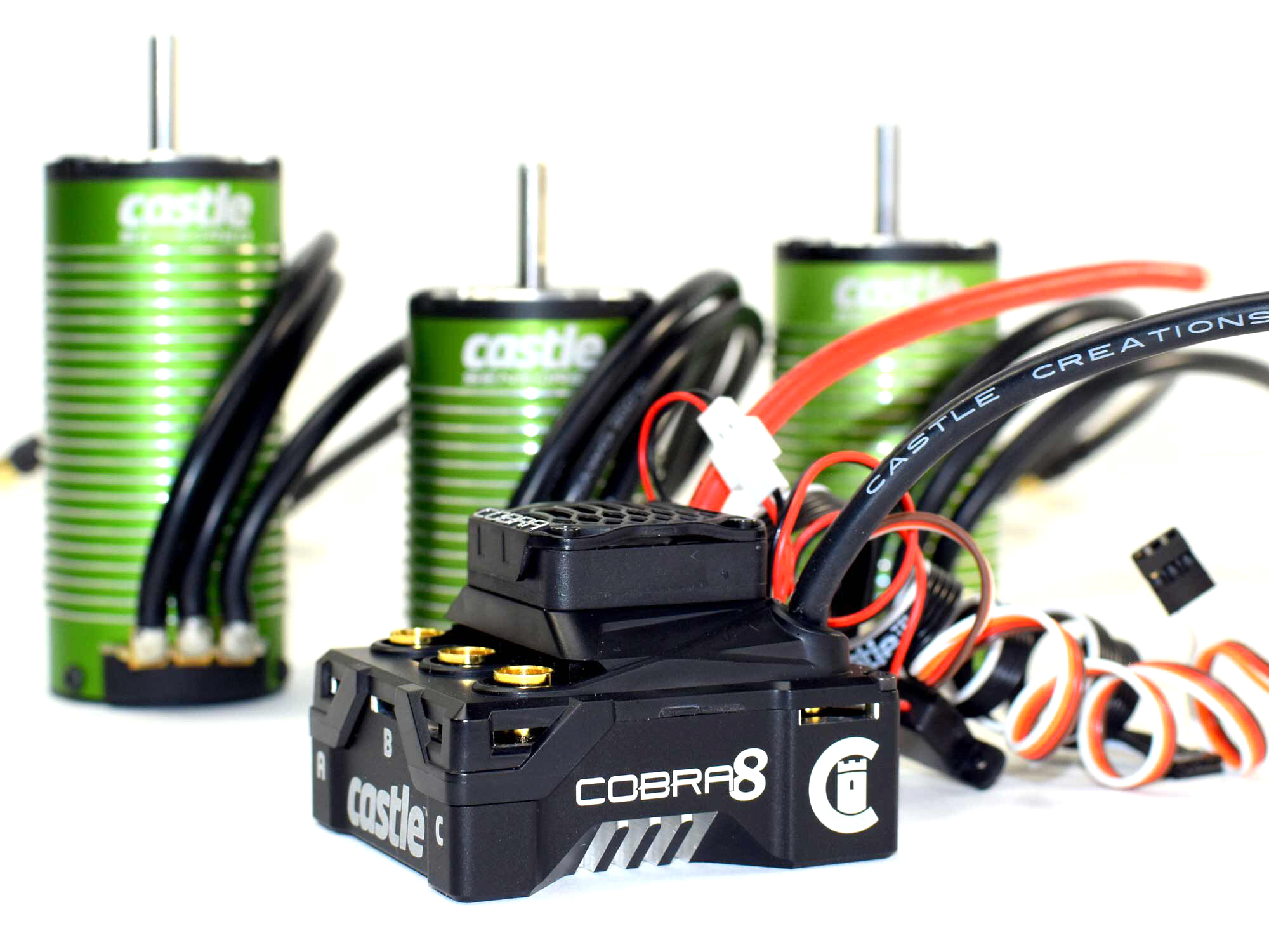cobra-8-6s-max-with-1515-2200kv-v2-sensored-motor-combo