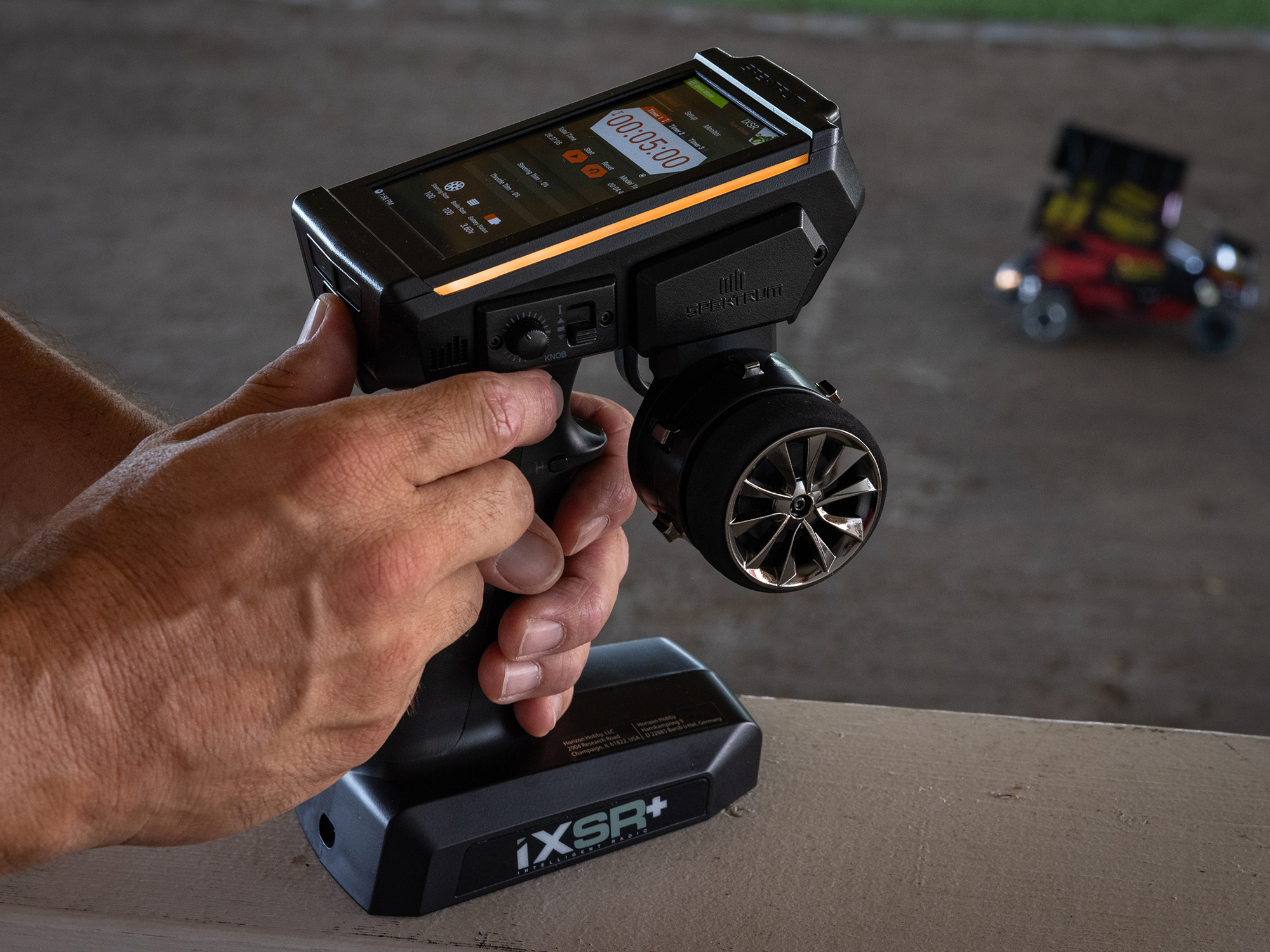 iXSR+ 12-Channel DSMR+ Transmitter with SR515 Receiver-22