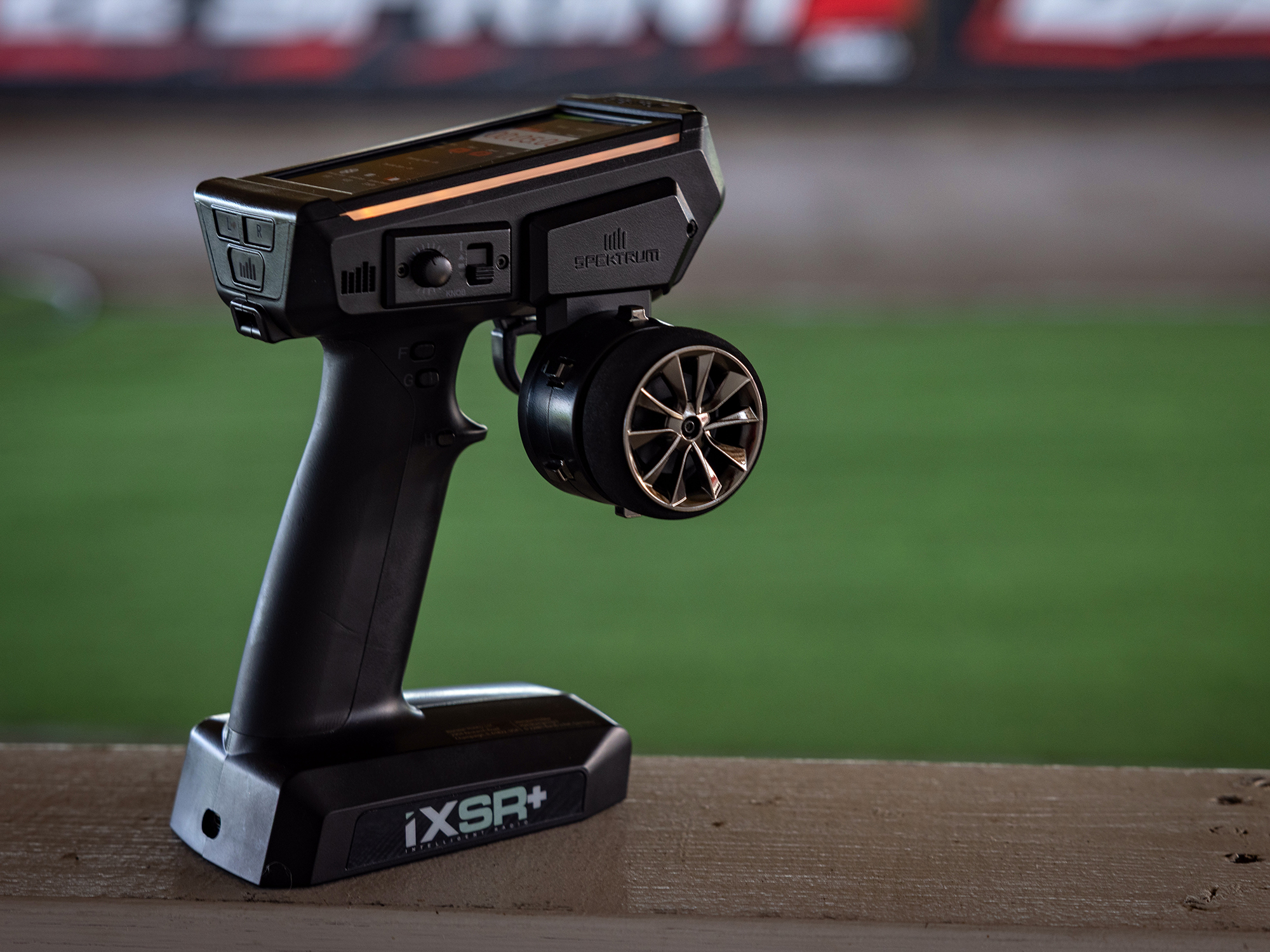 iXSR+ 12-Channel DSMR+ Transmitter with SR515 Receiver-23