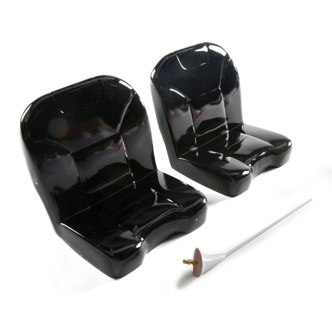 2x-seatsanntena-xcub-60cc