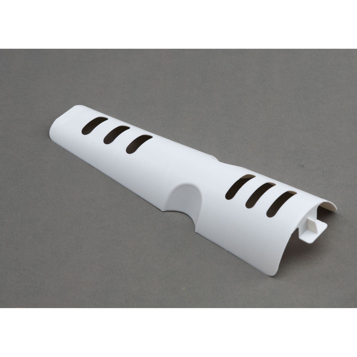 belly-hatch-delta-ray