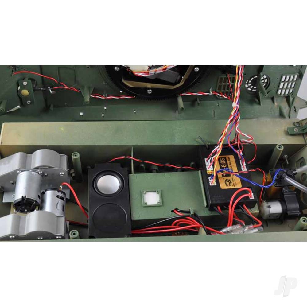 1:16 U.S. Medium Tank M4A3 Sherman with Infrared Battle System (2.4Ghz + Shooter + Smoke + Sound + Metal Gearbox + Metal Tracks / Sprocket / Idler)-7