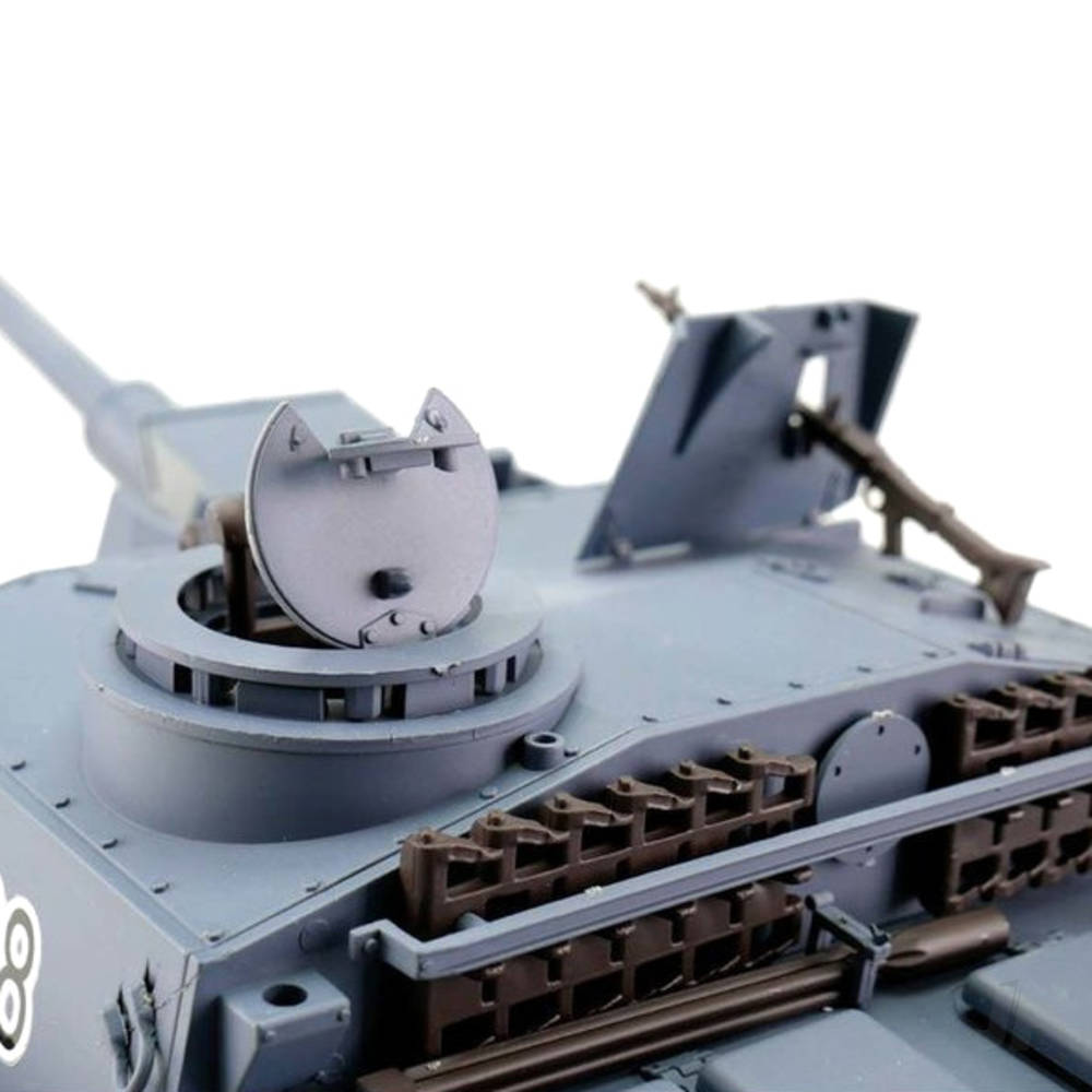 Henglong 1:16 German Stug III (2.4GHz + Shooter + Smoke + Sound)-2