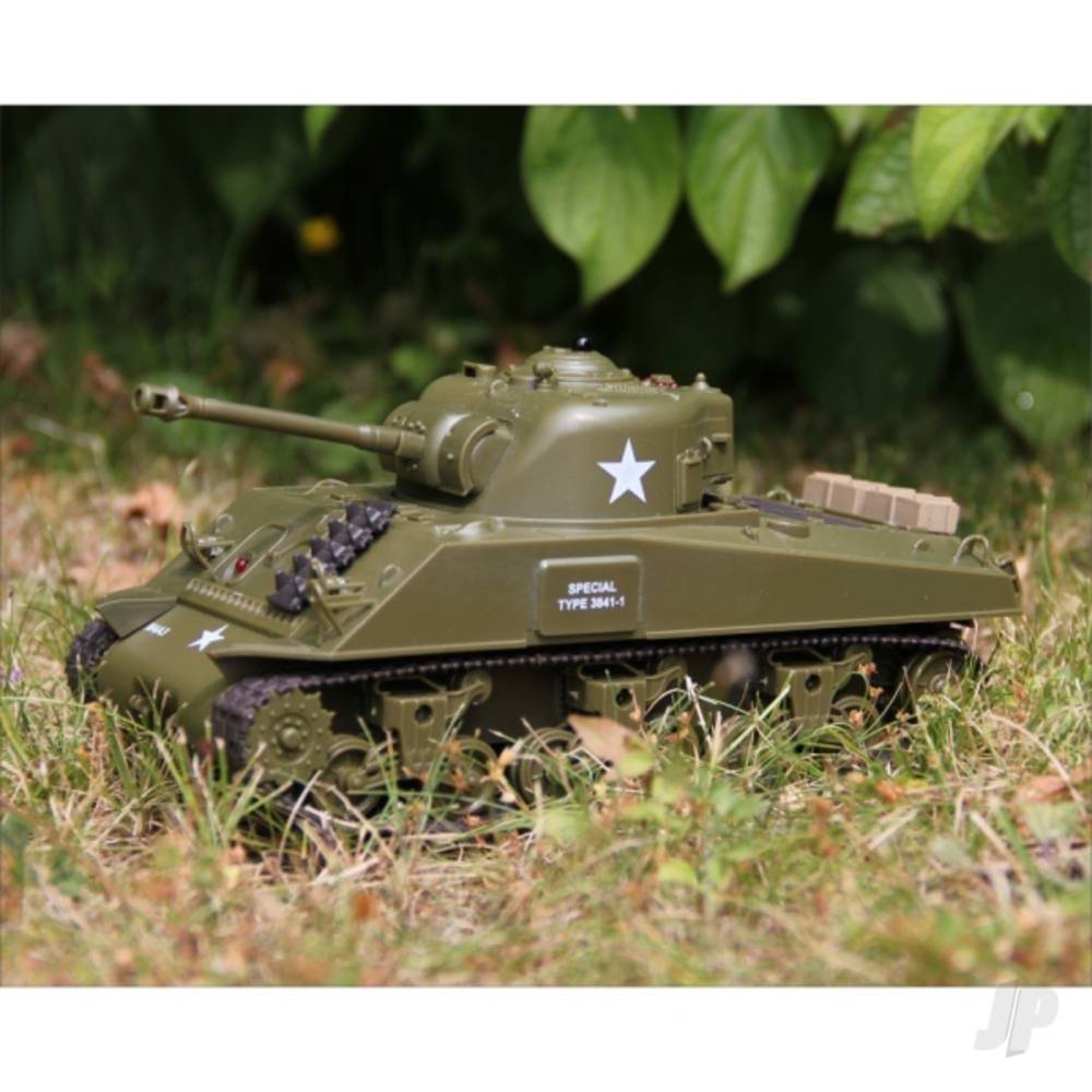 1:30 Sherman Easy Eight RC Tank-6