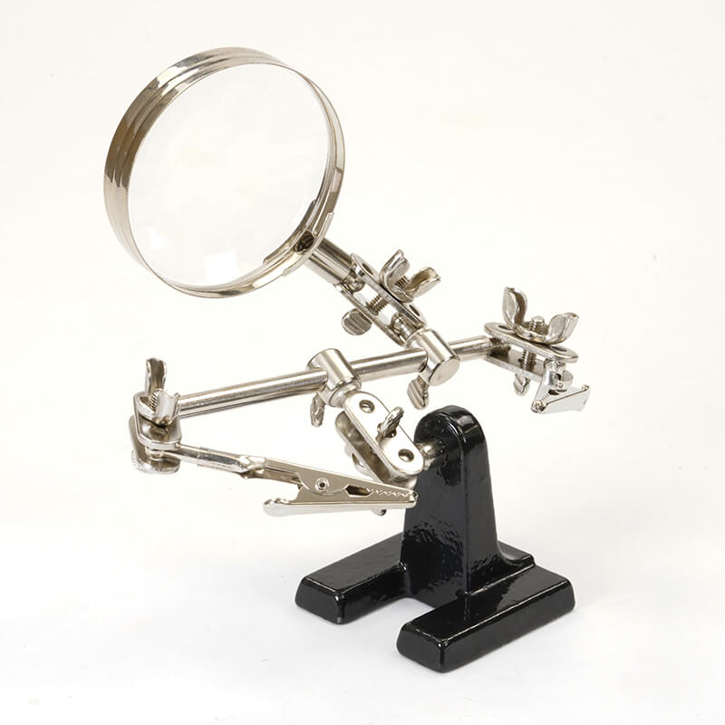 Fastrax Helping Hands W/ Magnifier