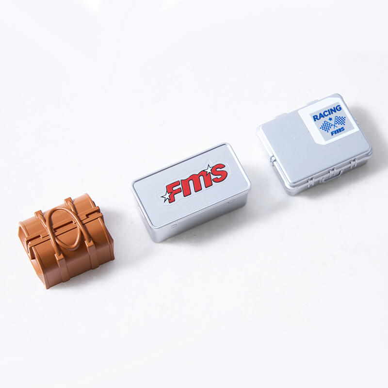 Fms 1:18 Luggage Carrier Set